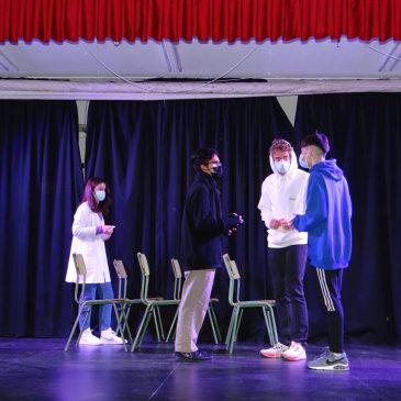 Primera representación del grupo de teatro